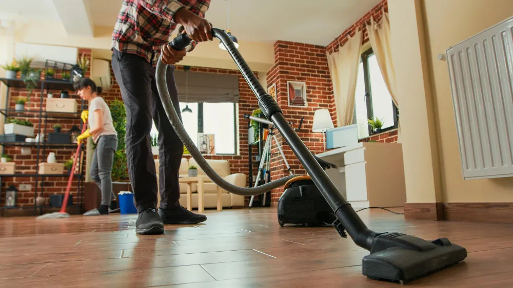 Apeek Property Services|Cleaning services Sturtevant, WI